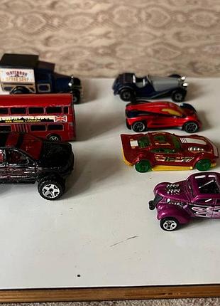 Лот із 7 колекційних машинок hot wheels mattel spiderman jaguar ford
