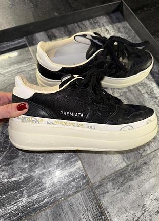 Жіночі кросівки premiata