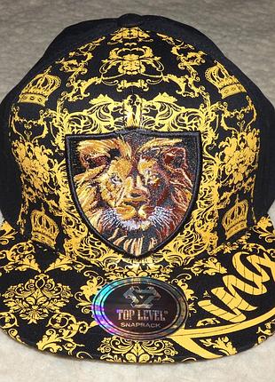 Стиль победителя: кепка top level king