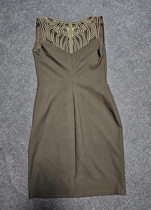 Черное классическое офисное платье с красивым кружевной спинкой