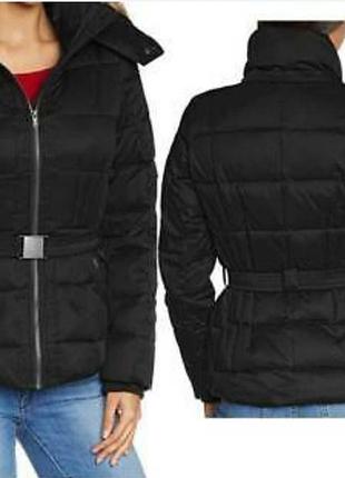 Пуховик женский черный с поясом