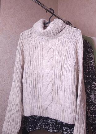 Женский мирор со свободным краем