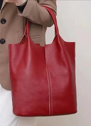 Кожаная бордовая сумка с косметичкой