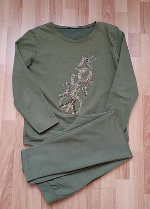 Женский прогулочный костюм 46-48 размер