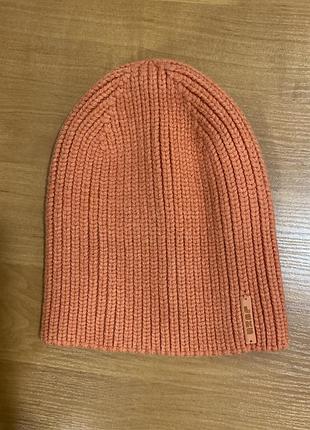 Жіноча шапка