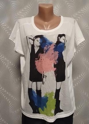 Женская белая футболка mango с графическим принтом