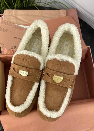 Жіночі лофери