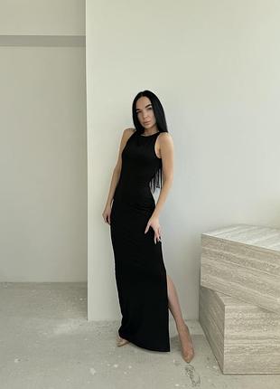 Сукня в пол з розрізом