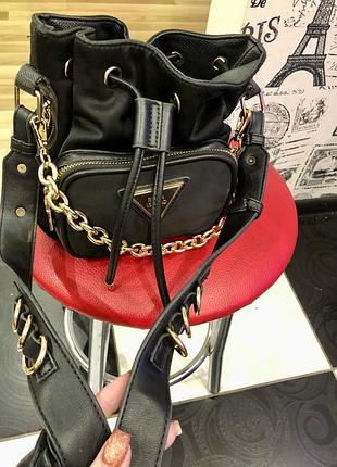 Black satin mini duffle bag river island 💛🖤🩶