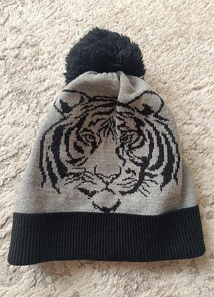 Шапка тигр с помпоном на мальчика, размер l (6-10 р.) ог 54 см