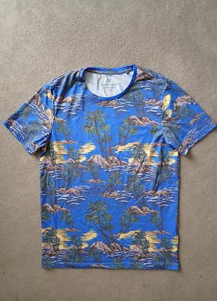 Брендова футболка clockhouse.