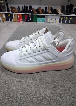 Кроссовки adidas