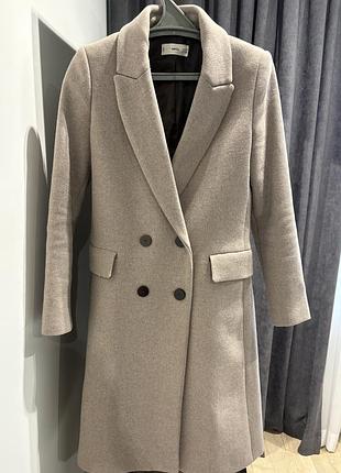 Пальто mango