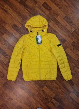 Курточка женская bugatti новая оригинал