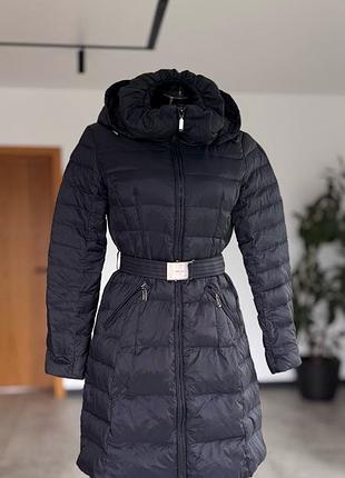 Жіночий пуховик benetton з натуральним наповнювачем (80% пух, 20% перо)