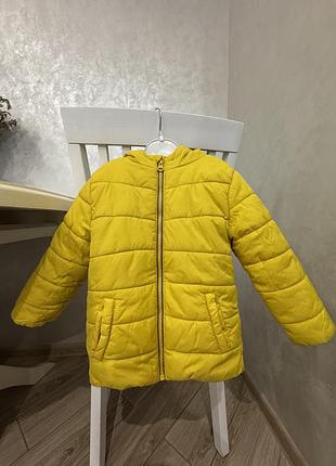 Дитяча куртка 3-4 роки.