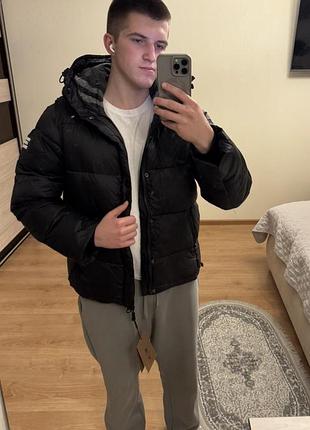 Чудова і тепла куртка барбері