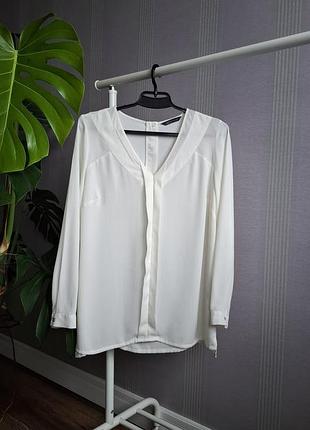 Блуза молочного цвета