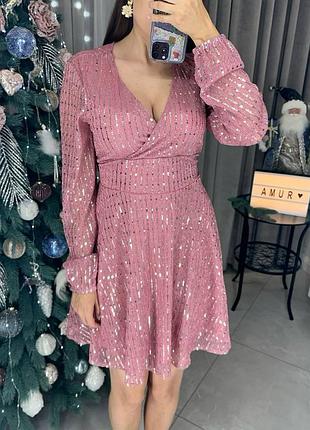 Вечернее платье