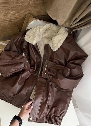 Жіноча зимова шкіряна куртка л м с