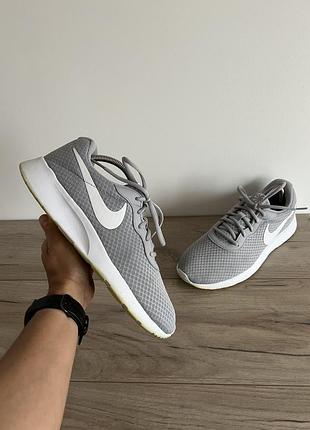 Кросівки nike tanjun оригінал