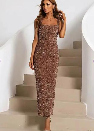 Сукня в стилі гетсбі miss ord також є вибір суконь для свята.