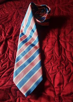 Галстук от бренда tomas pink