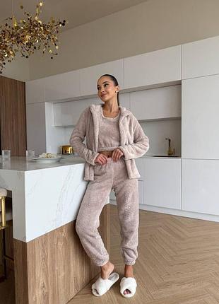 Теплый домашний костюм
