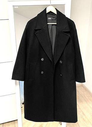Чорне пальто zara