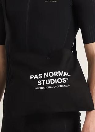 Pas normal studio musette black bag, сумка через плече, мессенджер, від відомого велосопртивного бренду, нова