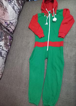 Різдвяний комбінезон-кігуру у стилі ельфа.