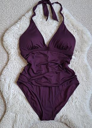 Суцільний купальник