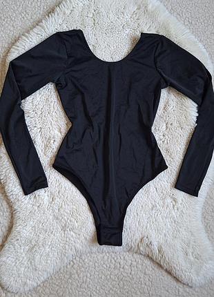 Слитный купальник с длинным рукавом