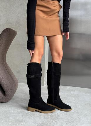 Зимові замшеві чоботи