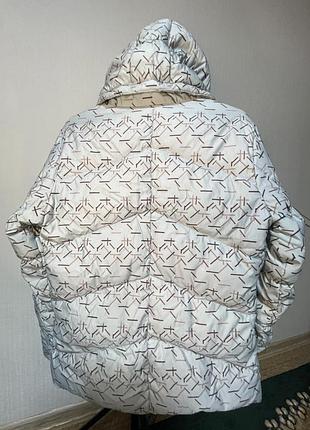 Пуховик жіночий спортивний