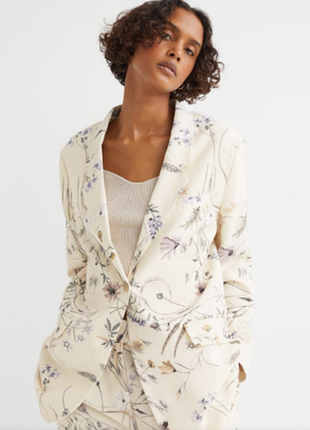 Шикарний блейзер, піджак в квітковий принт від h&m. віскоза, льон.