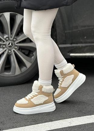 Жіночі черевики зима