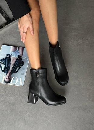 Накладной платеж ❤ зимние утепленные мехом ботильоны на широком каблуке