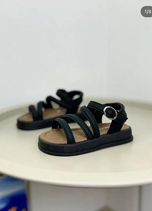 Босоніжки дитячі