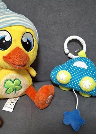 Продается набором уточка -ночкичок+музычная подвеска