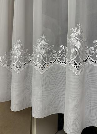 Короткая белая тюль. тюль на кухню. тюль на веранду. тюль 1.4 м. тюль до подоконника. тюль на балкон