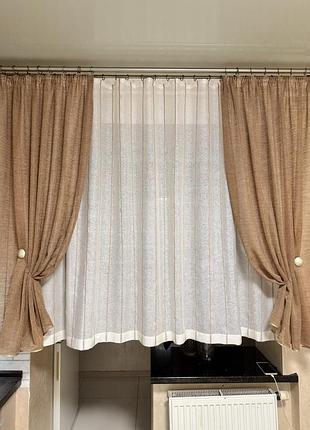 Комплект штор и тюля на кухню. комплект льняных штор. короткие кухонные шторы. занавески для кухни