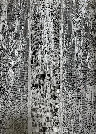 Современная белая жаккардовая короткая тюль мрамор на кухню до подоконника 1.60