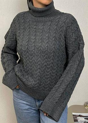 Светр в кольорах