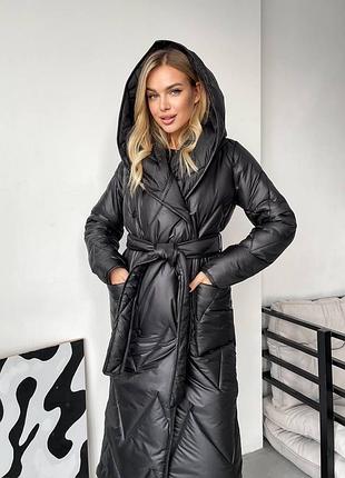 Пальто зима жіноче стьобане довге з капюшоном