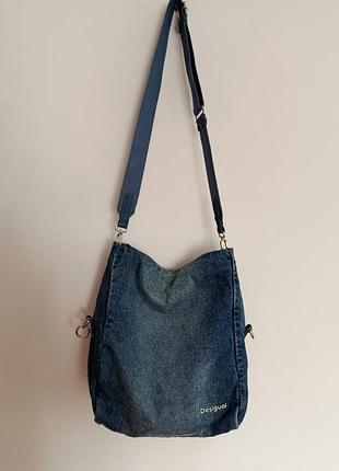 Джинсовая сумка-мешок (хобо) от бренда desigual