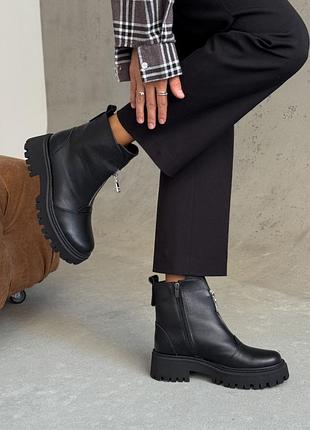 Черевики жіночі