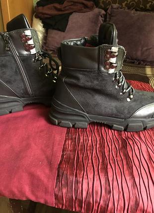 Жіночі чоботи