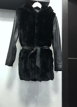 Жилет из натурального меха  шиншиллы