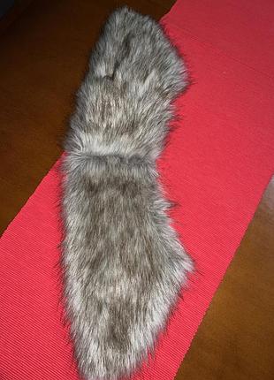 Комірець на ґудзиках